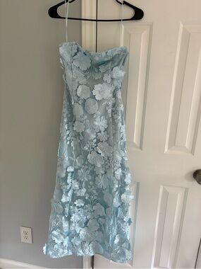 black cutout maxi dress Shimmery Spaghetti Straps Braided Cut Out Slit Medium Size:S/M Tall Sweetheart neckline with gold #bm308083-blue Women's Short Sleeve V